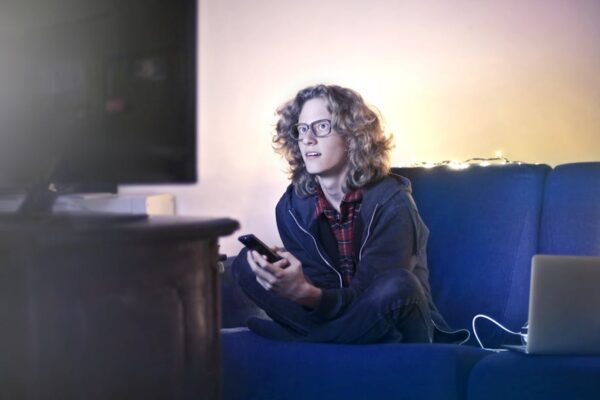 peliculas y programas de tv de leo woodall